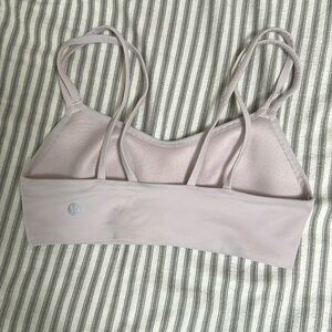 Lululemon like a cloud bra size 4